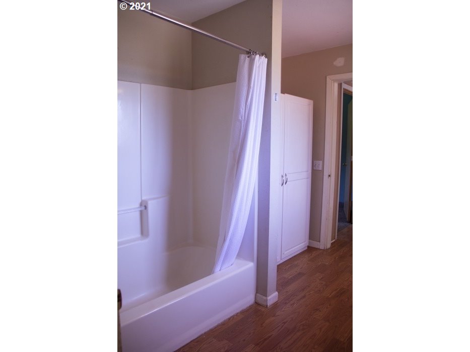 92642 T T Larson Road Astoria, OR 97103 - Photo 6 of 27 Gallery Image 6