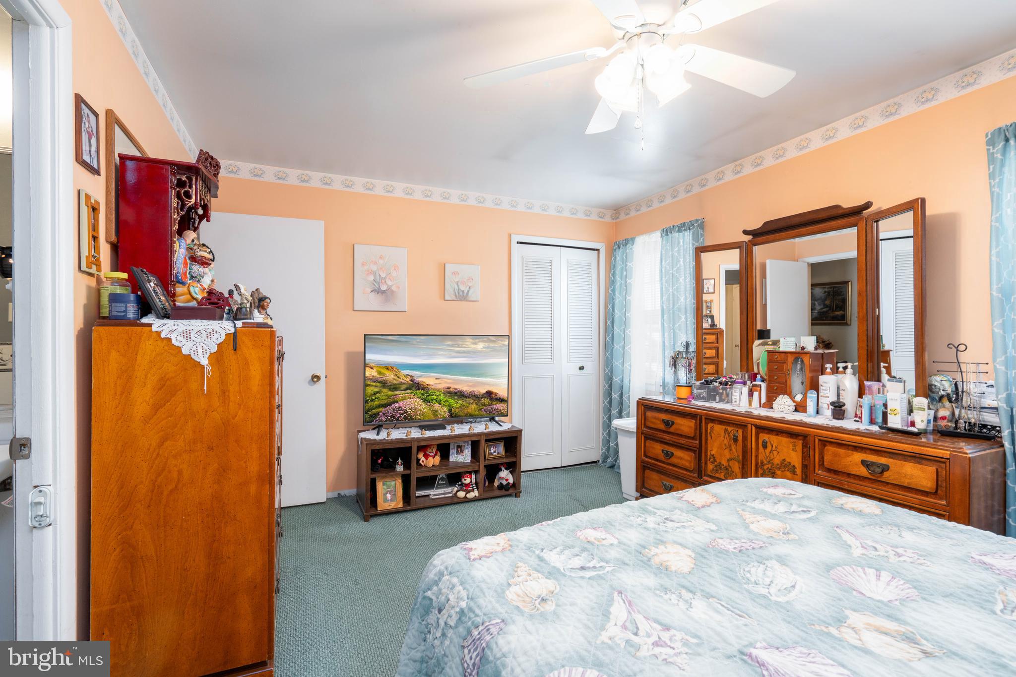 24 Magnolia Court Sicklerville, NJ 08081 - Photo 14 of 22 a bedroom with bed and window