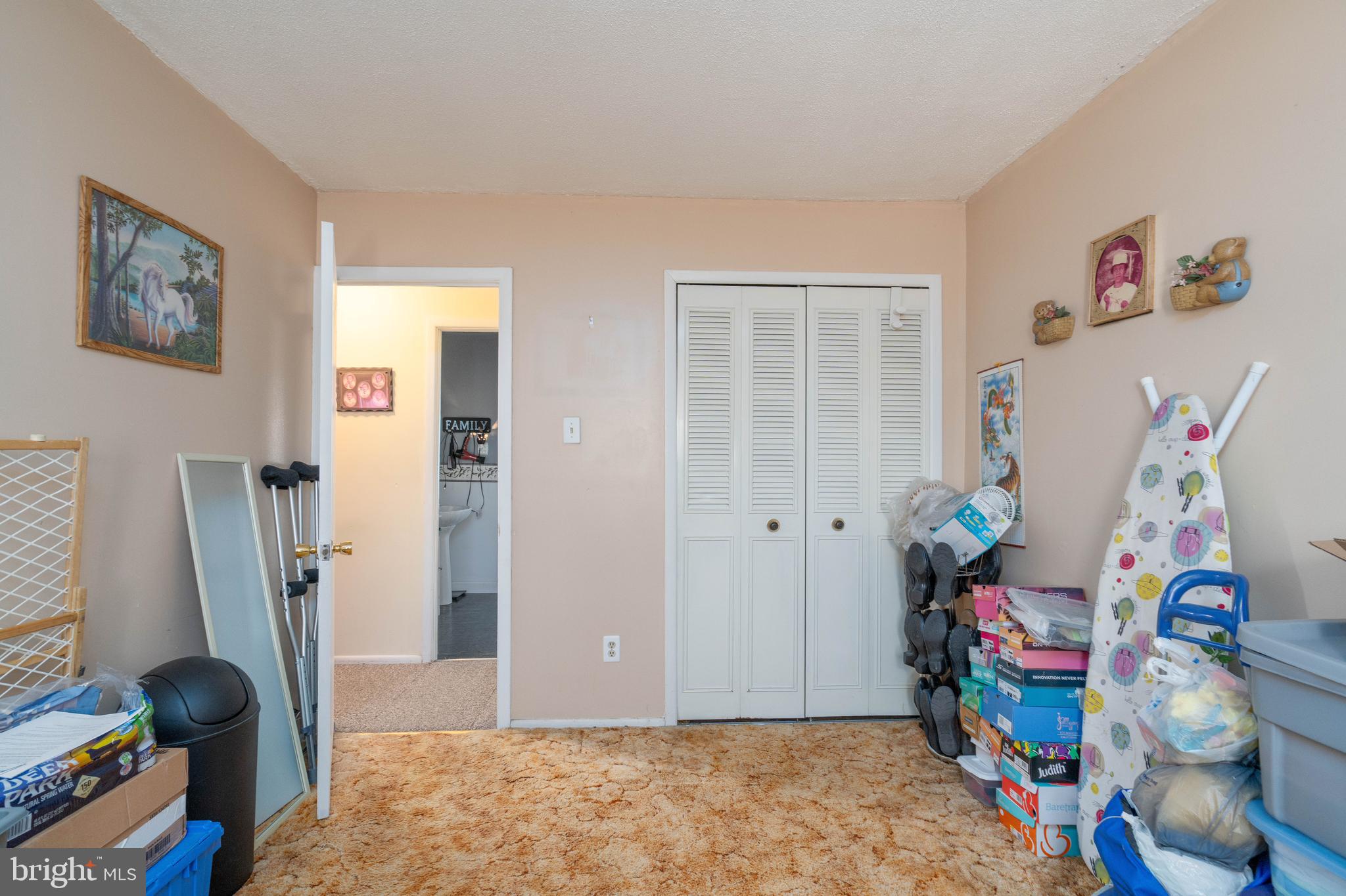 24 Magnolia Court Sicklerville, NJ 08081 - Photo 16 of 22 a view of room with toys