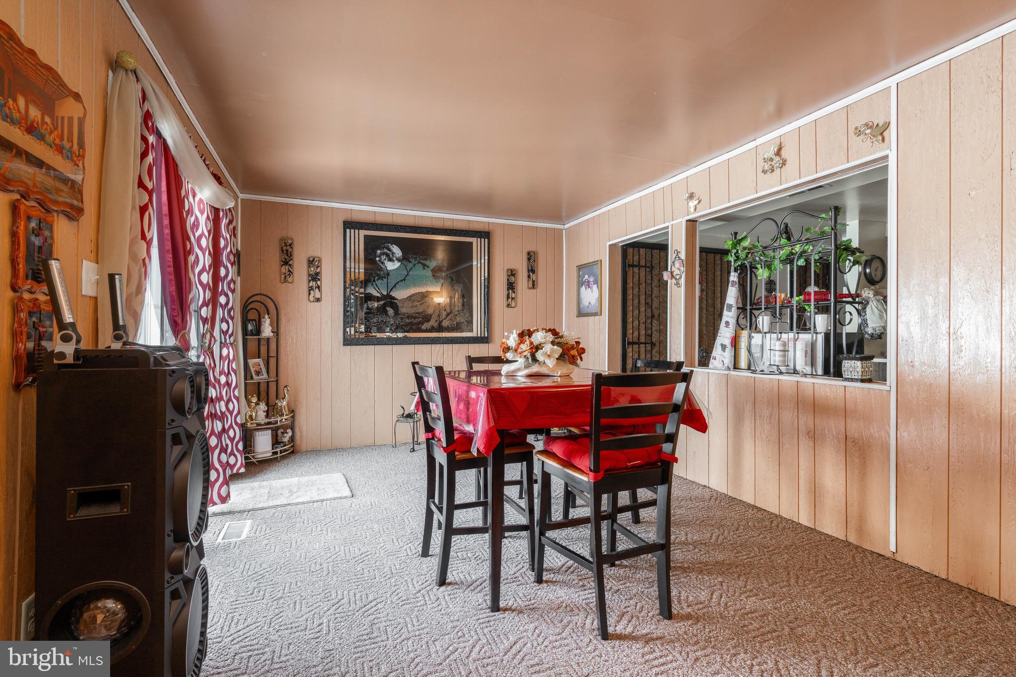 24 Magnolia Court Sicklerville, NJ 08081 - Photo 8 of 22 a view of a dining room with furniture