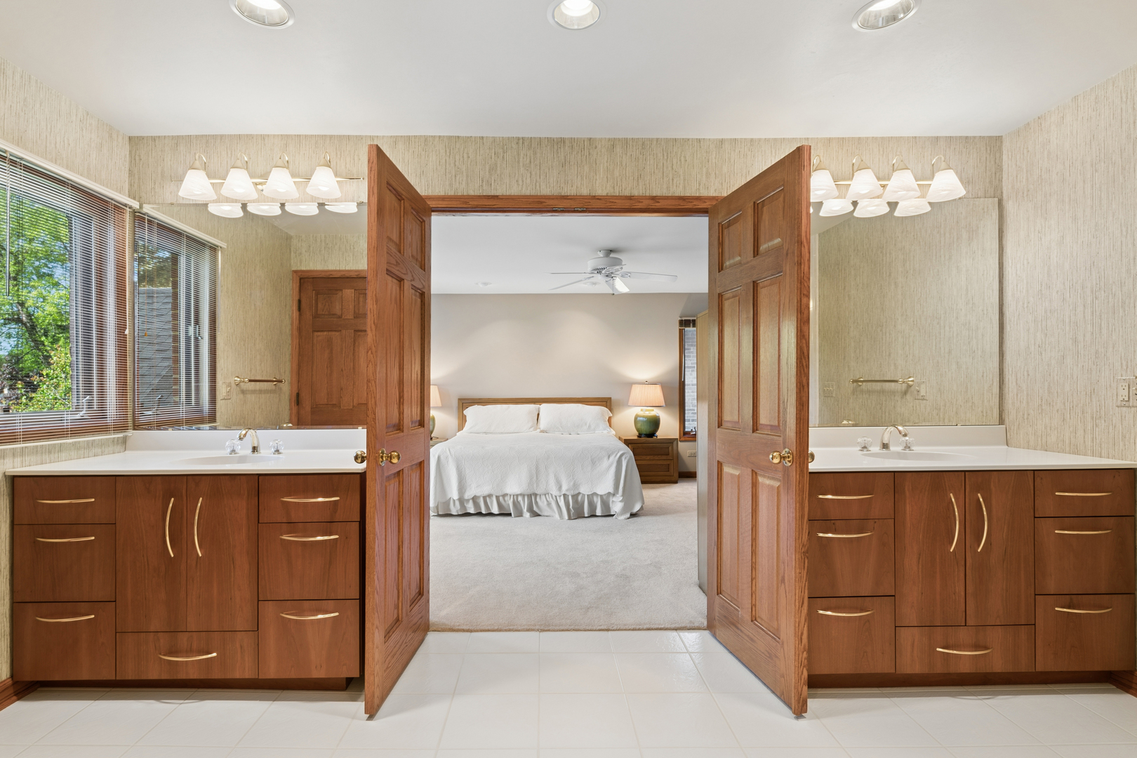 2208 Milton Avenue Park Ridge, IL 60068 - Photo 16 of 39 Gallery Image 16