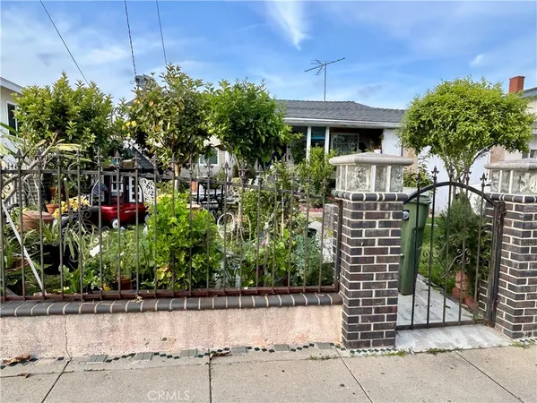 $1,099,000 | 4553 138th Street, Hawthorne, CA 90250