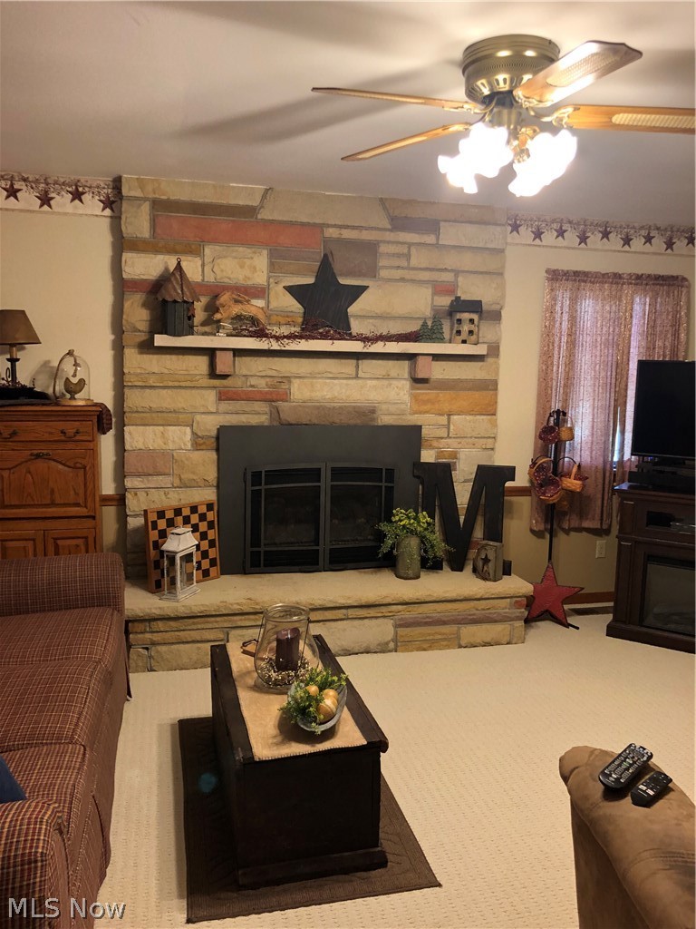 68185 Old Twenty One Road Cambridge, OH 43725 - Photo 9 of 33 Gas or wood fireplace with remote family room
