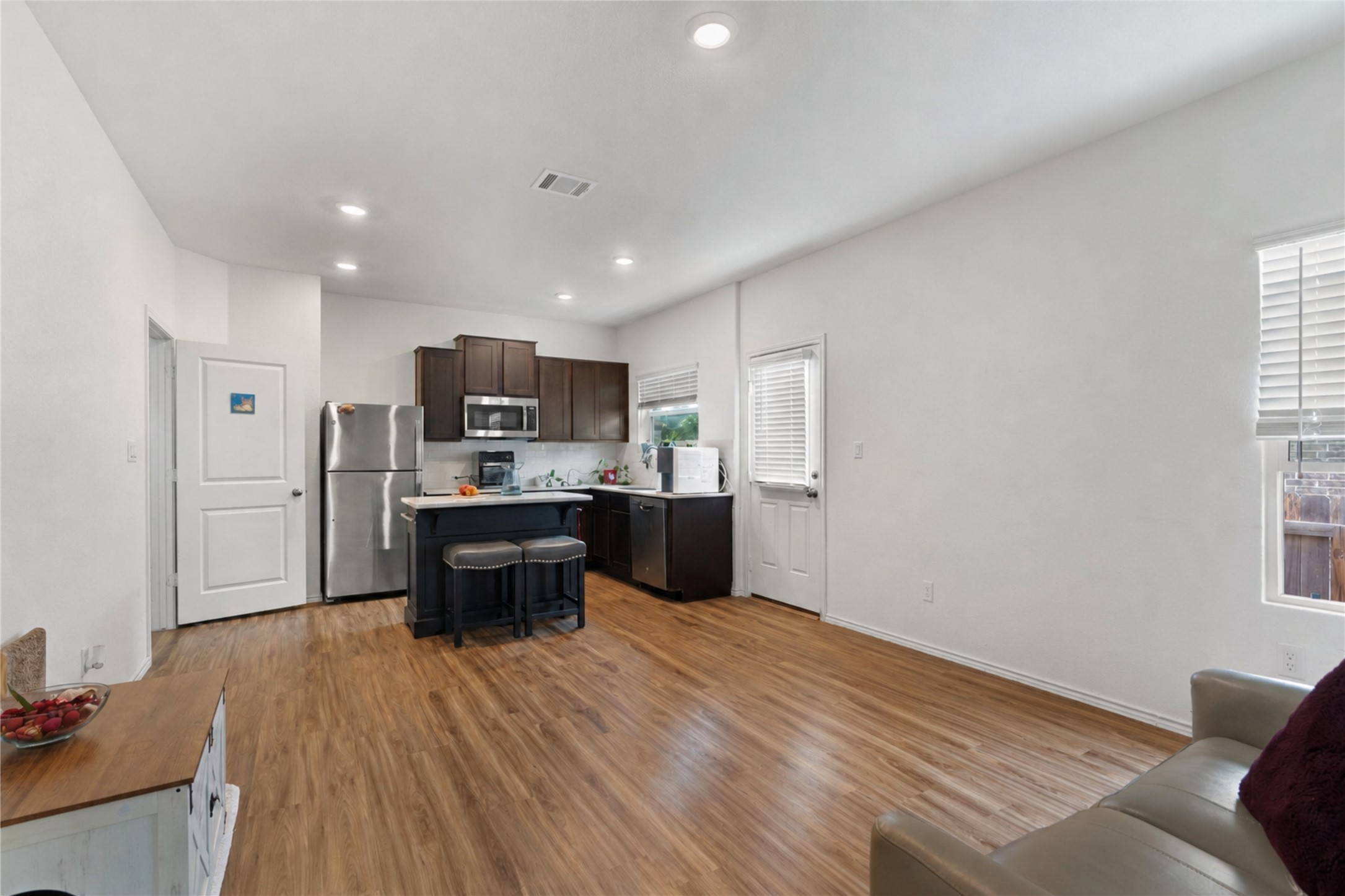 832 Mallow Road Leander, TX 78641 - Photo 4 of 40