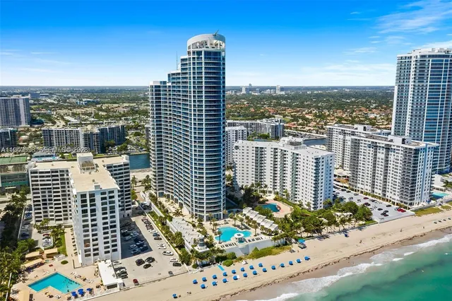 $10,000 | 3101 South Ocean Drive, Unit 801, Hollywood, FL 33019
