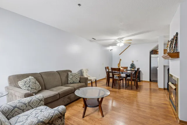 $245,000 | 2600 Lockwood Drive, Mendota Heights, MN 55120