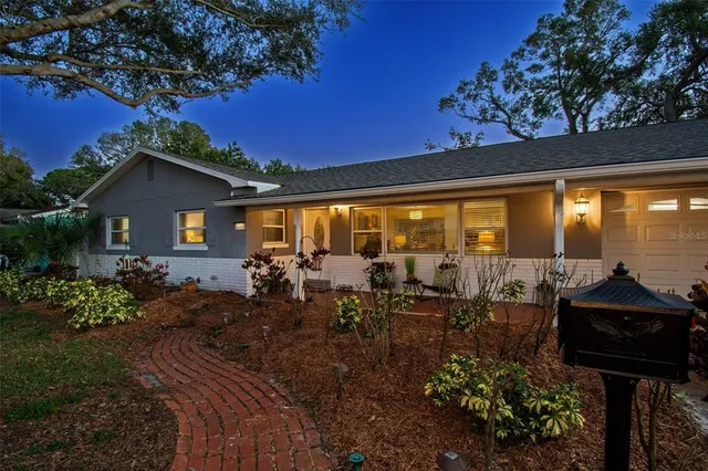 $489,999 | 6260 23rd Terrace North, St. Petersburg, FL 33710