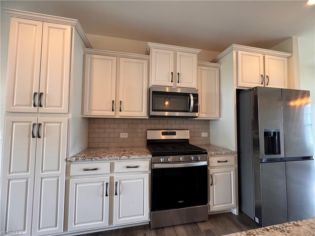 103 Centerpiece Drive High Point, NC 27265 - Photo 12 of 48