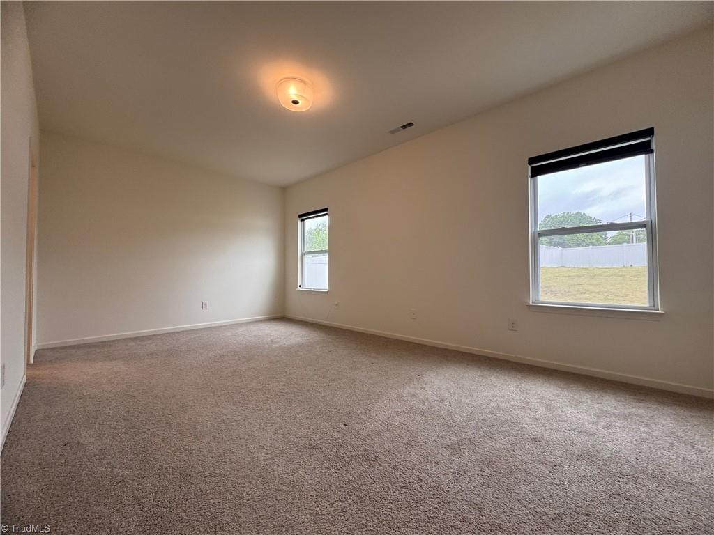 103 Centerpiece Drive High Point, NC 27265 - Photo 27 of 48