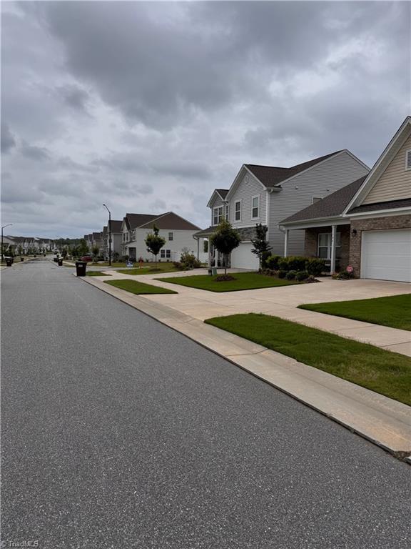 103 Centerpiece Drive High Point, NC 27265 - Photo 3 of 48