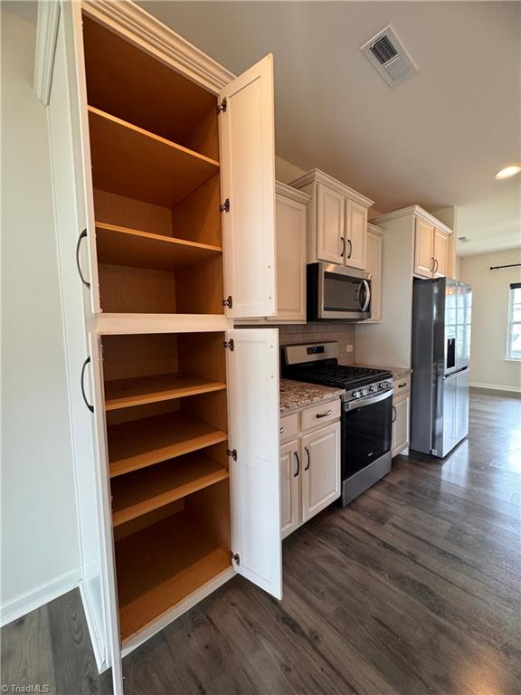 103 Centerpiece Drive High Point, NC 27265 - Photo 34 of 48