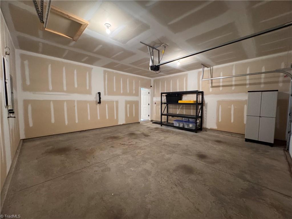 103 Centerpiece Drive High Point, NC 27265 - Photo 46 of 48