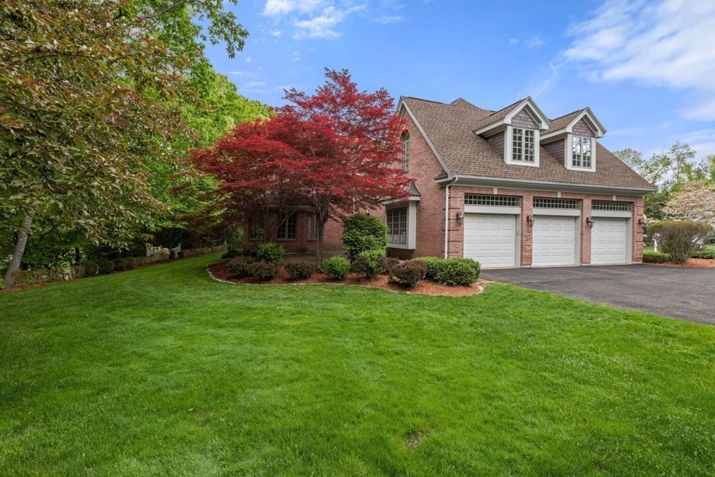 24 Page Road Weston, MA 02493 - Photo 34 of 37 Gallery Image 34