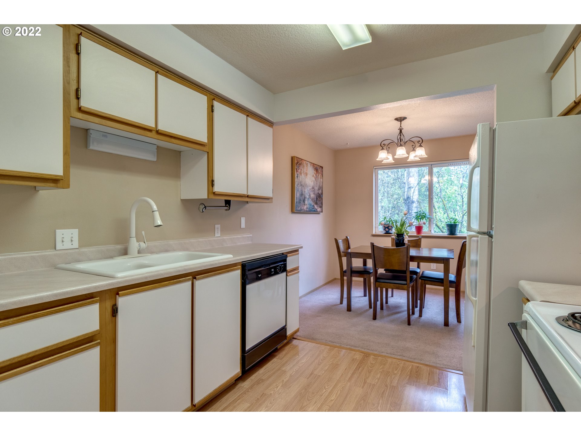 10620 Southwest Davies Road, Unit 17 Beaverton, OR 97008 - Photo 4 of 32 Gallery Image 4