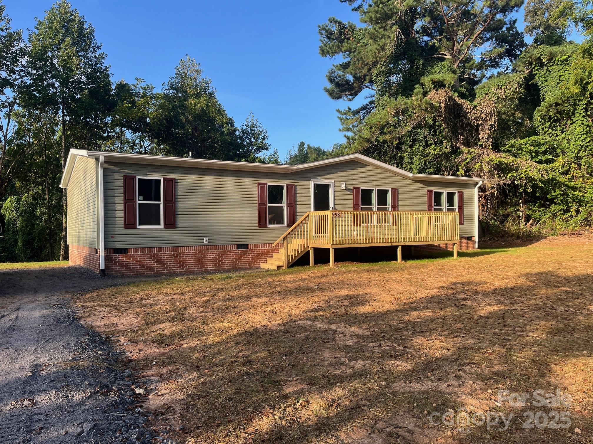 958 Pinnacle Church Road Nebo, NC 28761 - Photo 5 of 36