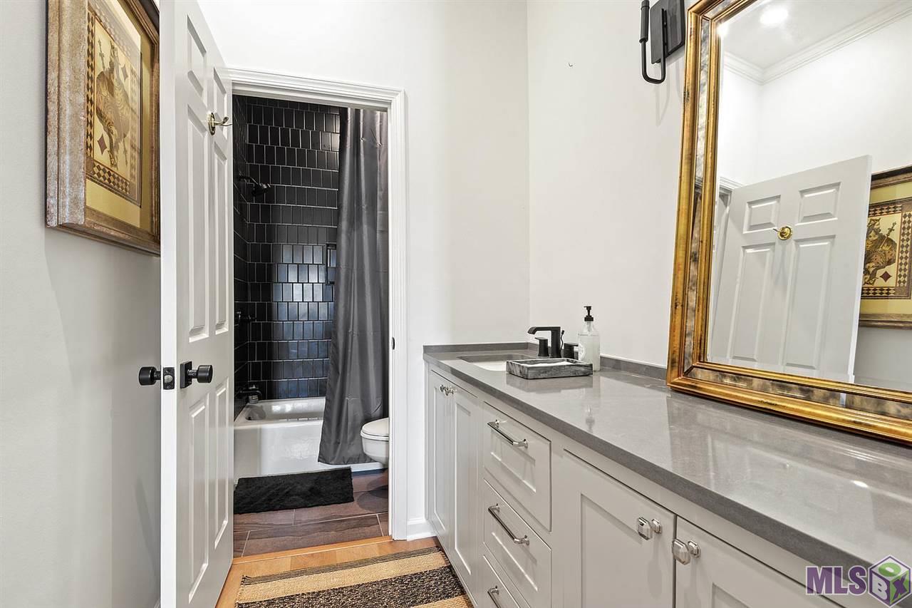 7640 Lasalle Avenue, Unit 203 Baton Rouge, LA 70806 - Photo 8 of 11