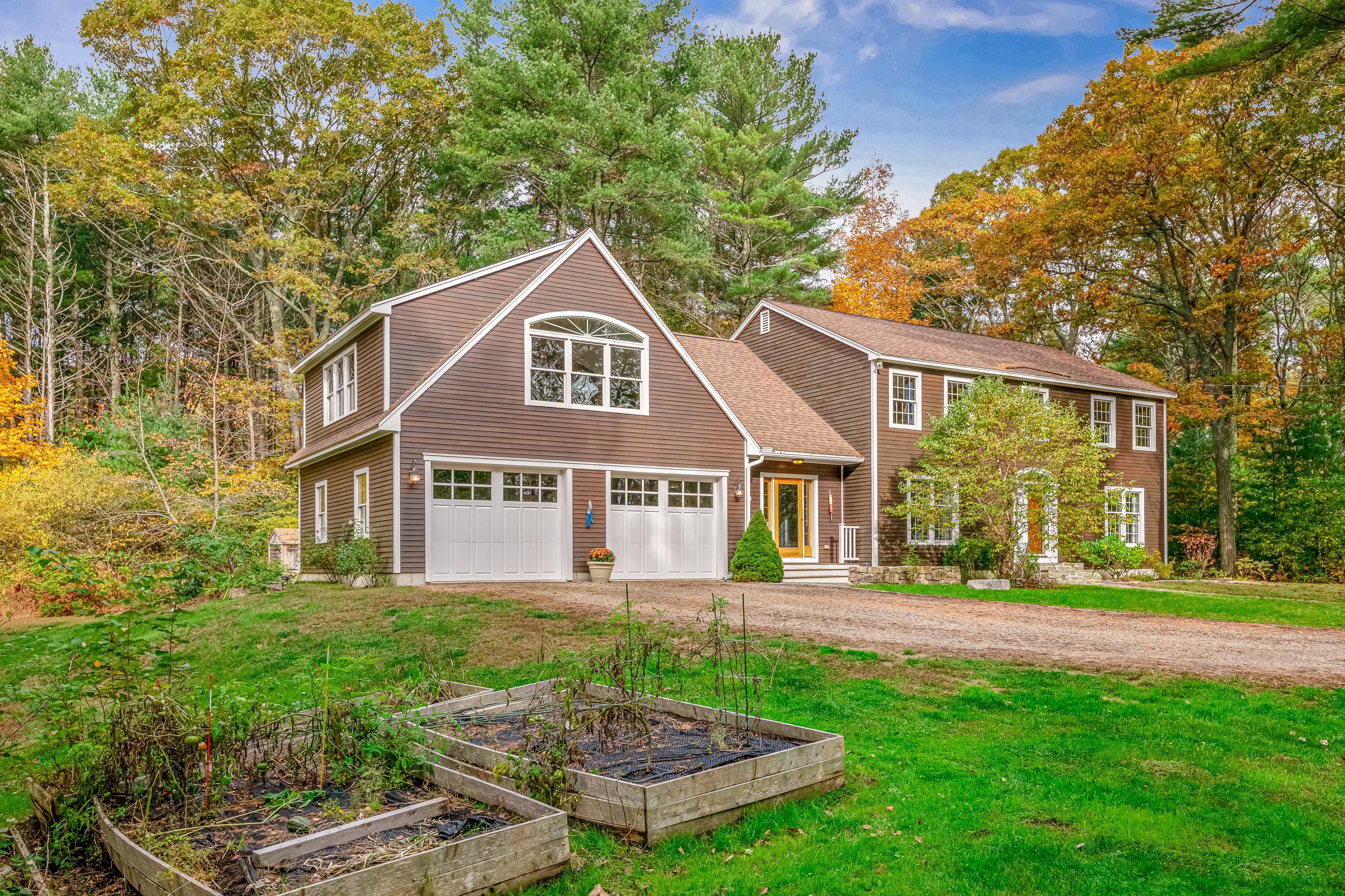 52 Tower Road Kittery Point, ME 03905 - Photo 3 of 36 Exterior Front