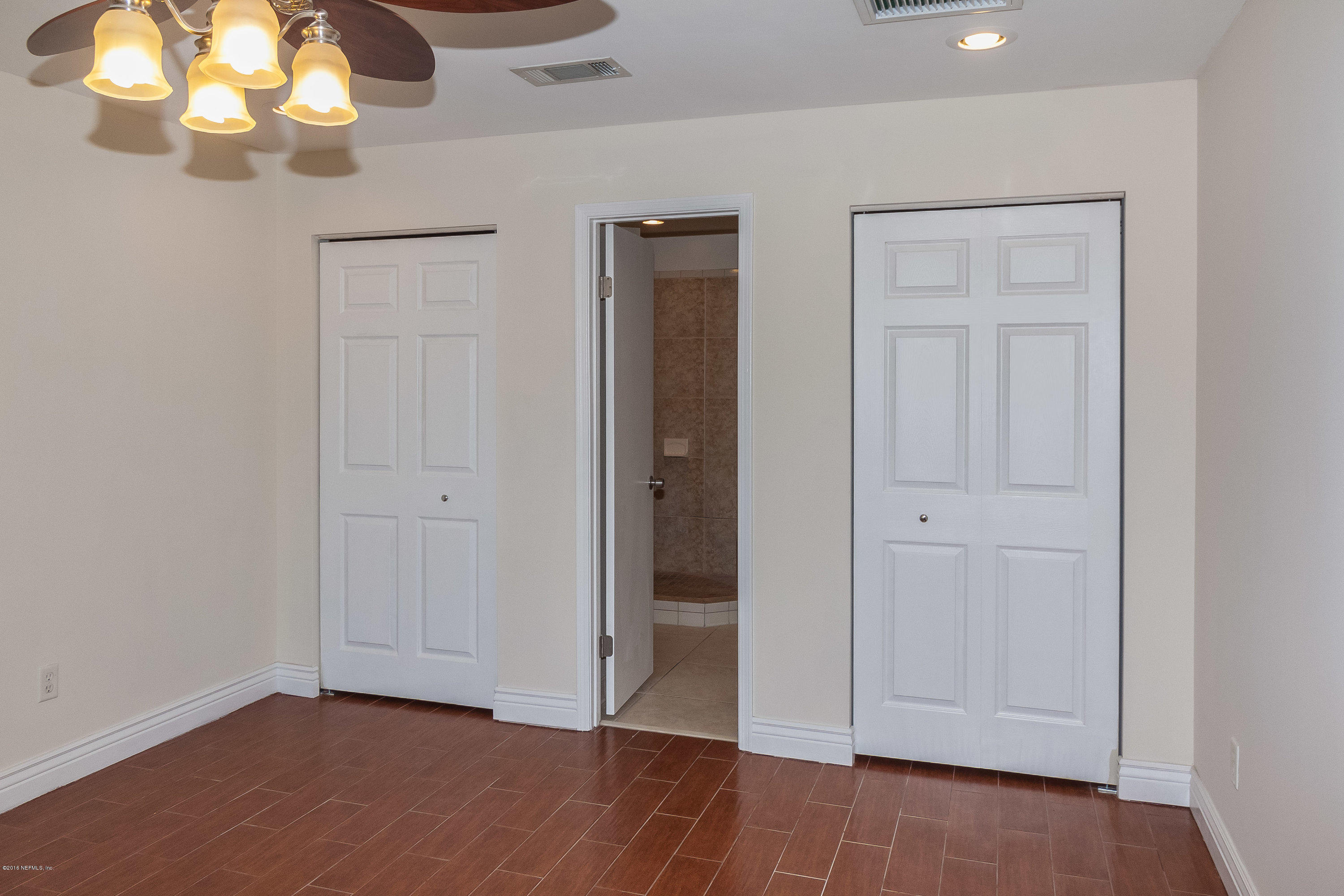 625 Chaffee Road North Jacksonville, FL 32220 - Photo 15 of 32 master_bedroom