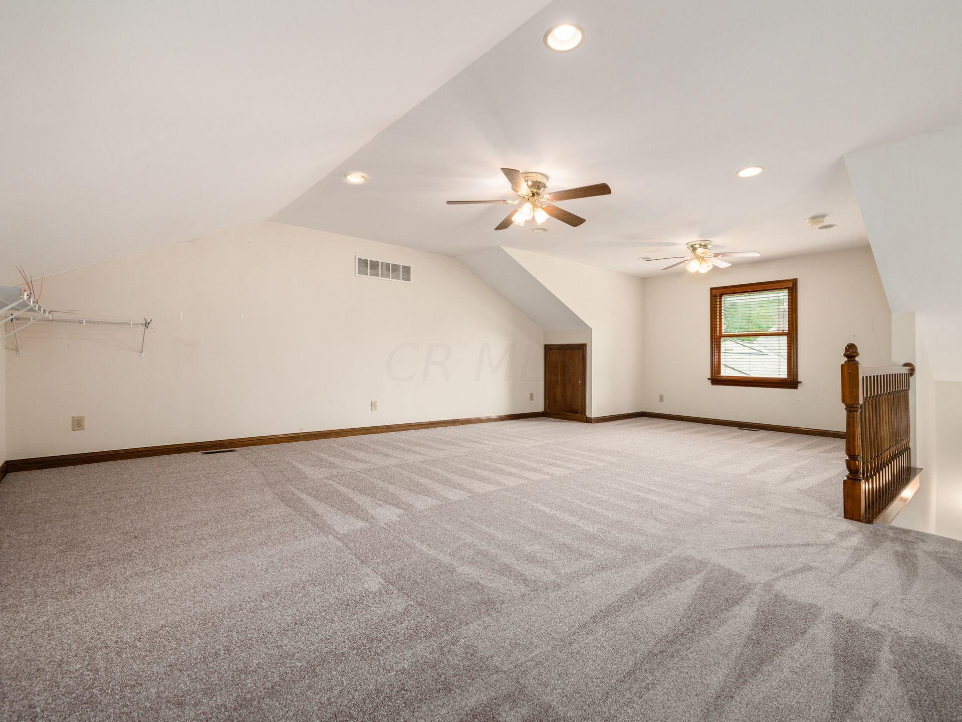 3129 Carisbrook Road Columbus, OH 43221 - Photo 14 of 36 Gallery Image 14