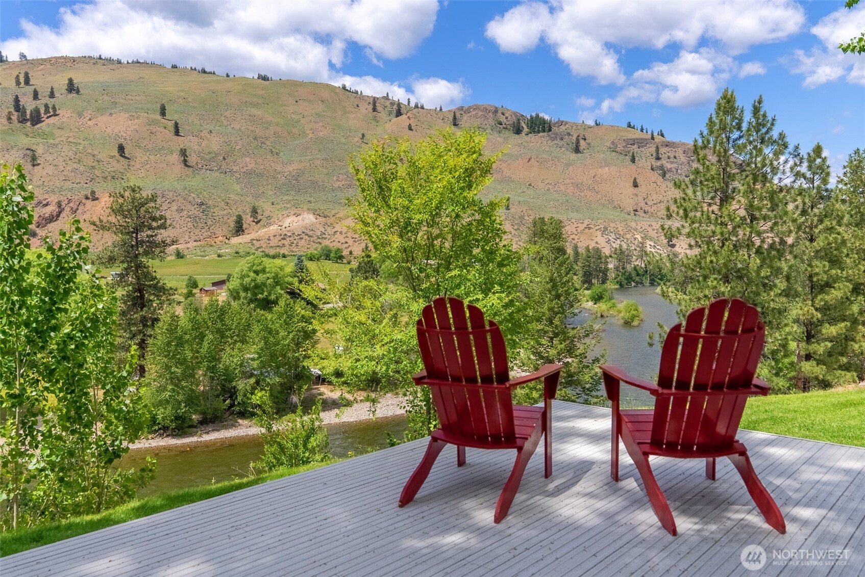 3 A Ross Road Twisp, WA 98856 - Photo 35 of 40 a view of a chairs in backyard