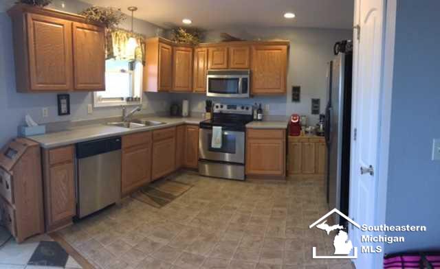 20950 Ida Center Road Deerfield, MI 49238 - Photo 9 of 25 beautiful kitchen