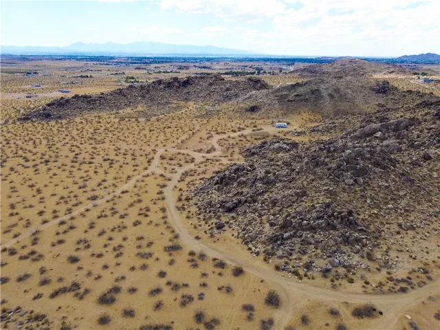 $59,999 | 9 Laguna Seca Drive, Apple Valley, CA 92307