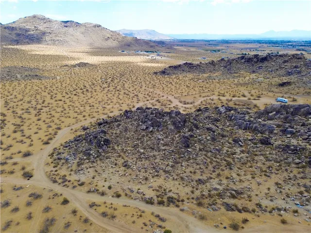 $59,999 | 9 Laguna Seca Drive, Apple Valley, CA 92307