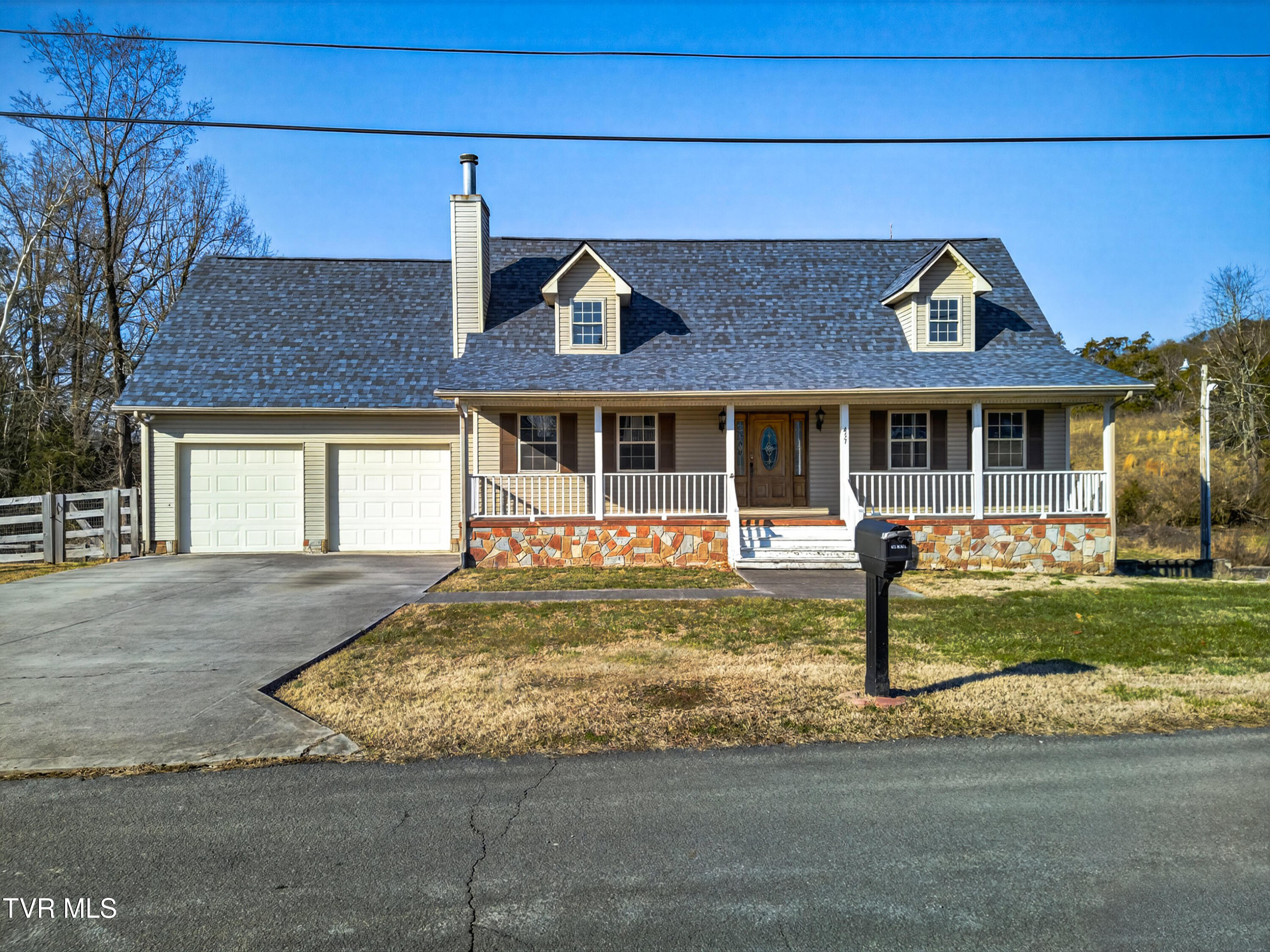 457 Terrace View Drive Bean Station, TN 37708 - Photo 2 of 38 002-457TerraceViewDrive-BeanStation-TN-3
