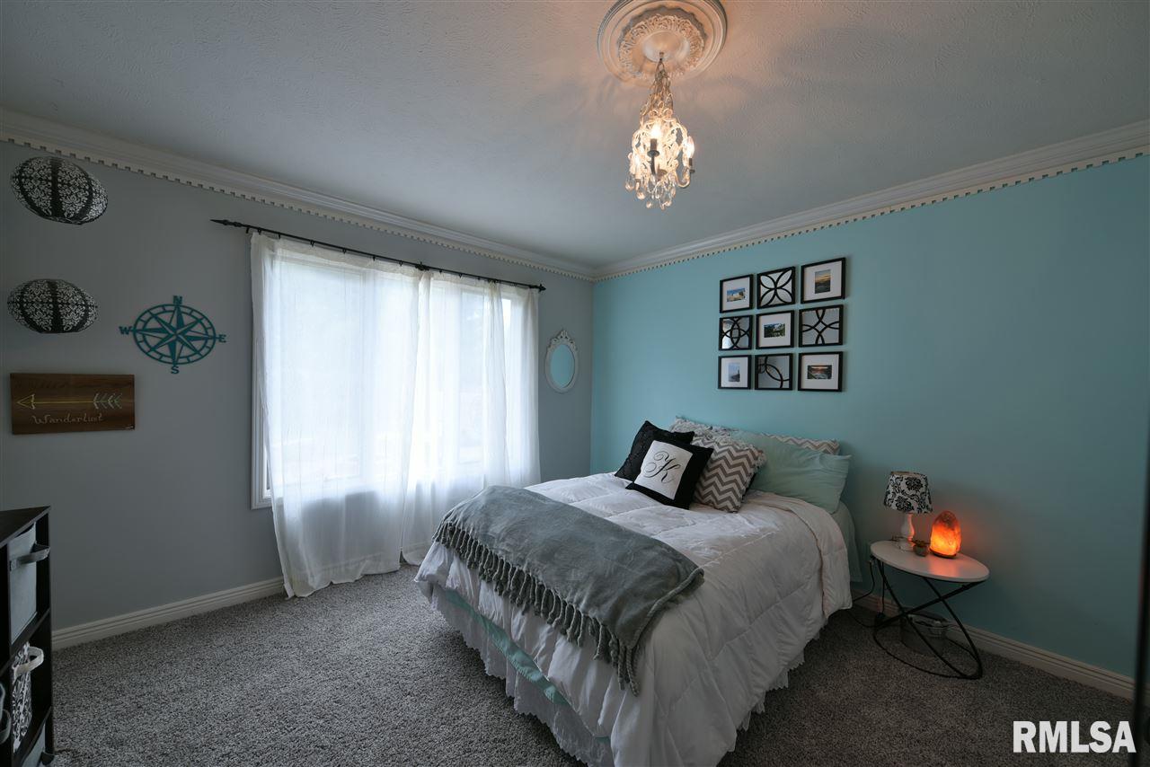 3166 Otter Lane Springfield, IL 62712 - Photo 14 of 36 Gallery Image 14