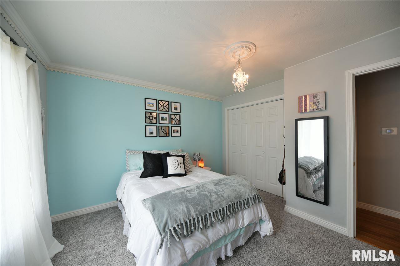 3166 Otter Lane Springfield, IL 62712 - Photo 15 of 36 Gallery Image 15