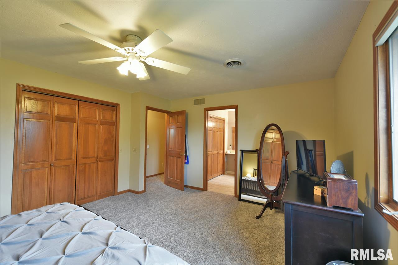3166 Otter Lane Springfield, IL 62712 - Photo 20 of 36 Gallery Image 20