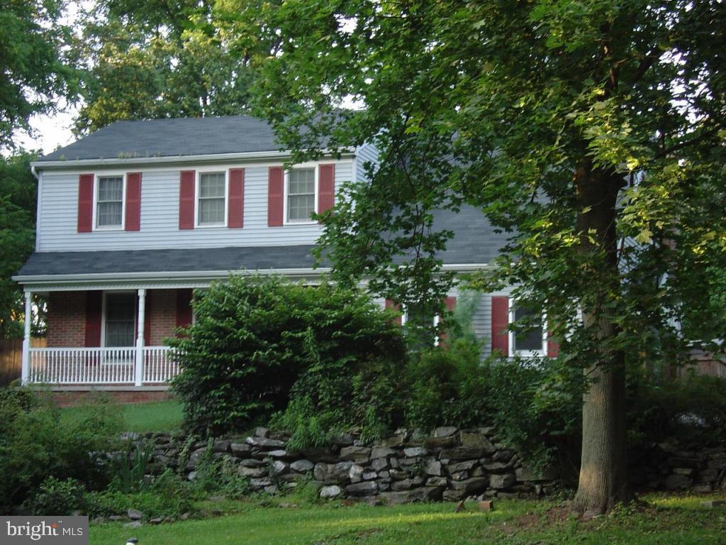223 1/2 School House Road Lancaster, PA 17603 - Photo 1 of 7 Gallery Image 1