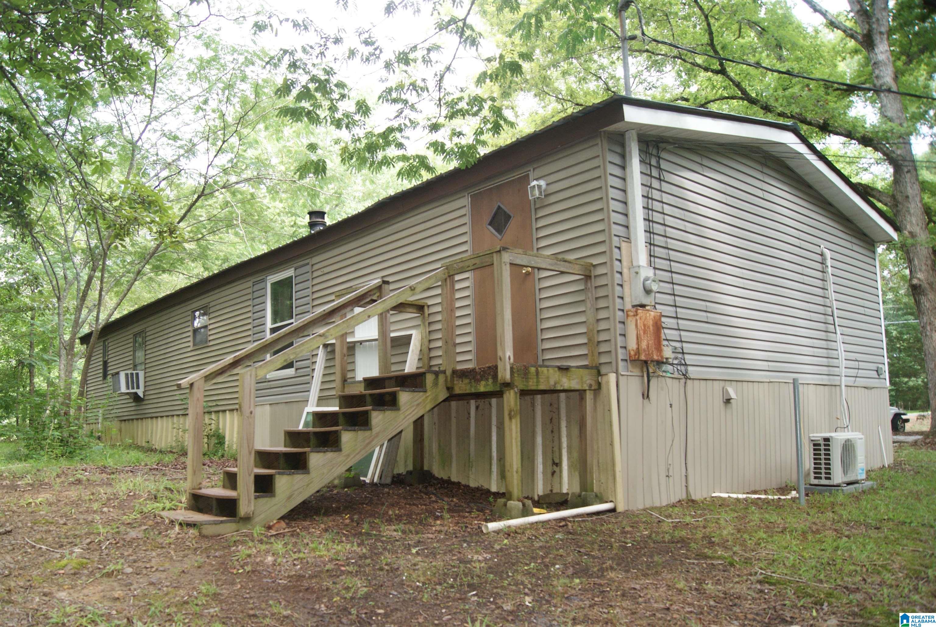 261 Highway 437 Sterrett, AL 35147 - Photo 7 of 32