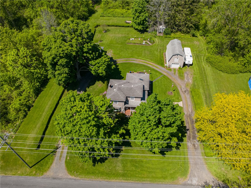11805 Wilson Road Butler, NY 14590 - Photo 8 of 48 The circular driveway makes for easy access to Wil