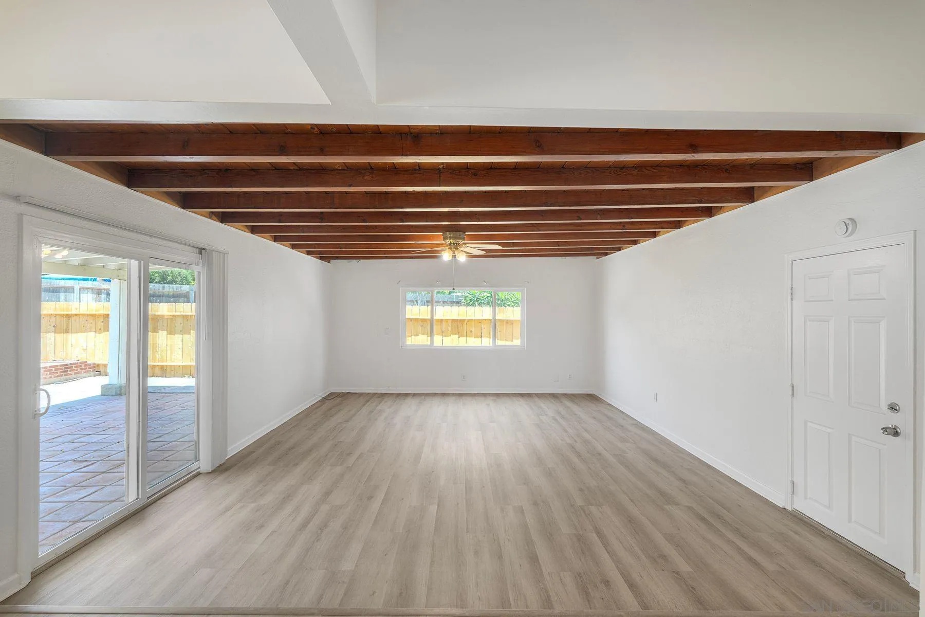 1921 Felicita Road Escondido, CA 92025 - Photo 11 of 26