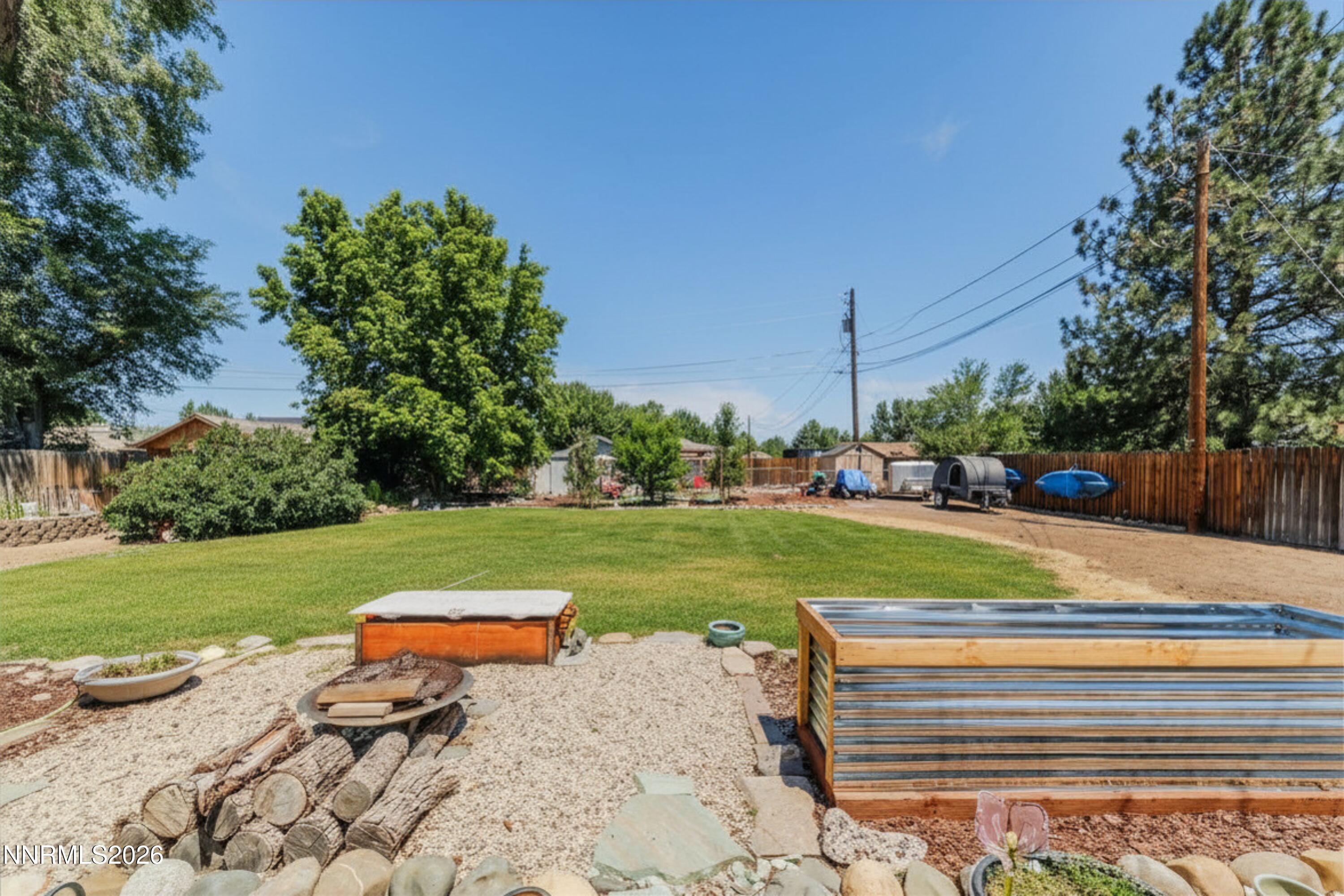 185 East Surge Street Reno, NV 89506 - Photo 26 of 33 17