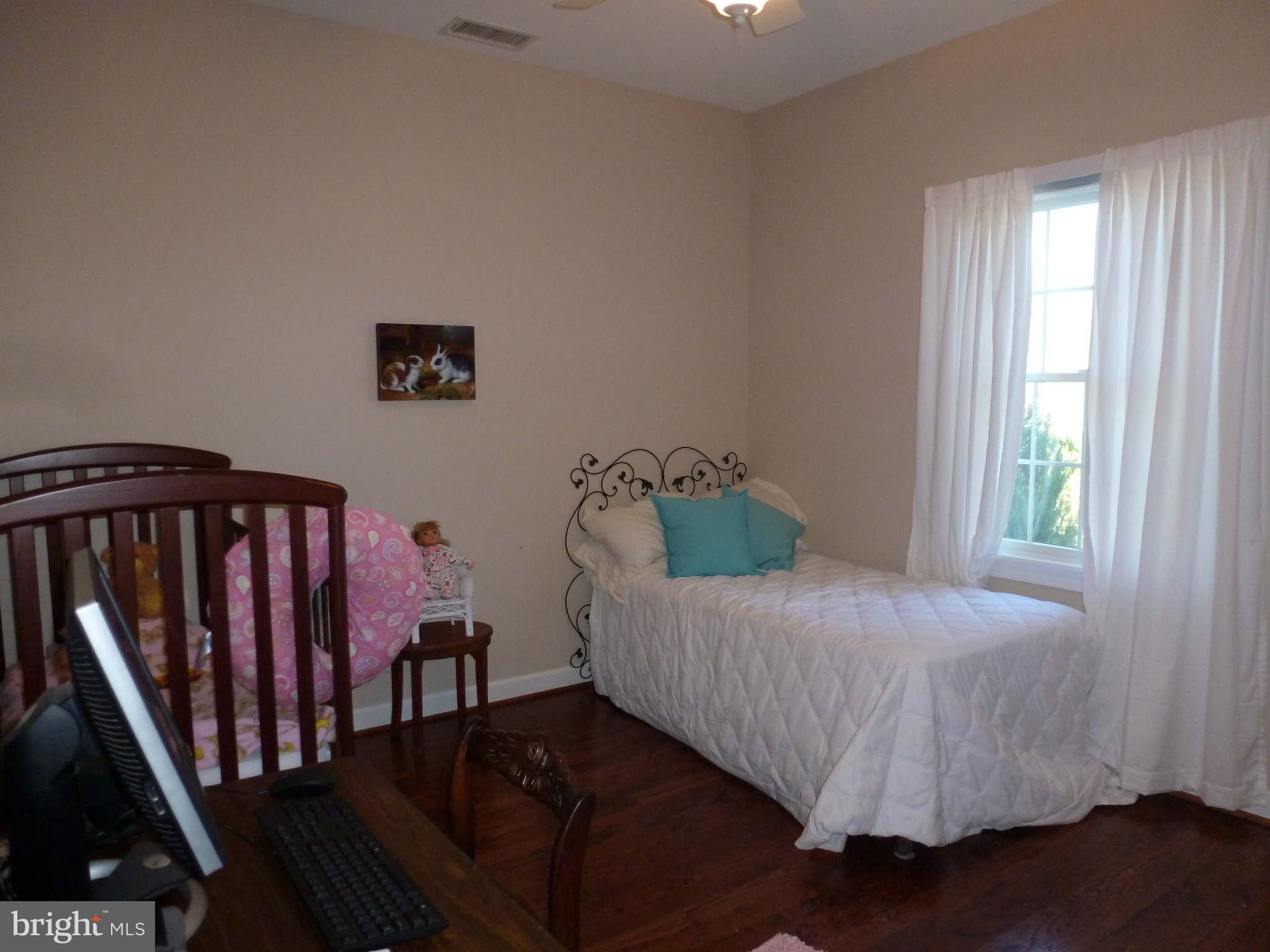 8095 Ventnor Road Pasadena, MD 21122 - Photo 17 of 30 Bedroom 3