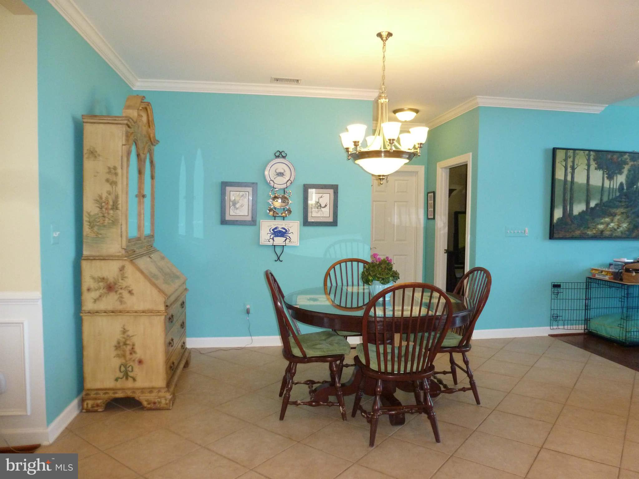 8095 Ventnor Road Pasadena, MD 21122 - Photo 7 of 30 Kitchen Breakfast Area