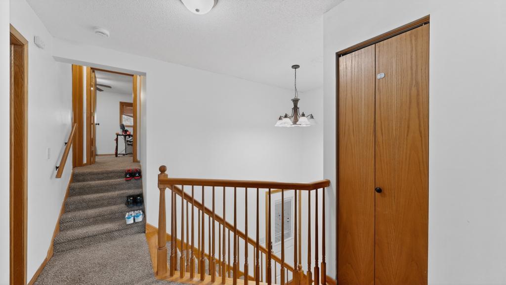 24 Elton Ridge Court Northwest Rochester, MN 55901 - Photo 13 of 23