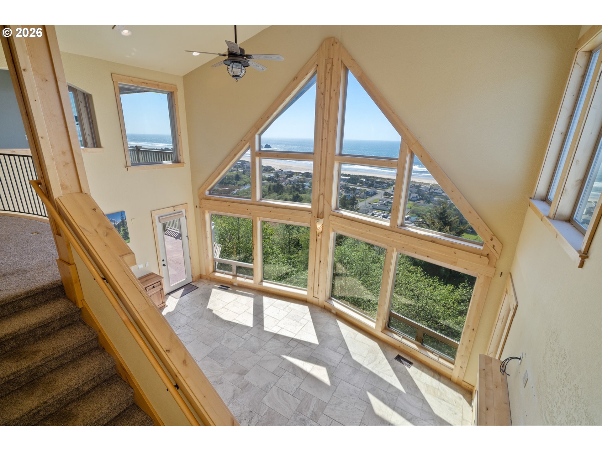 367 South Longview Loop Rockaway Beach, OR 97136 - Photo 22 of 48 a view of an entryway