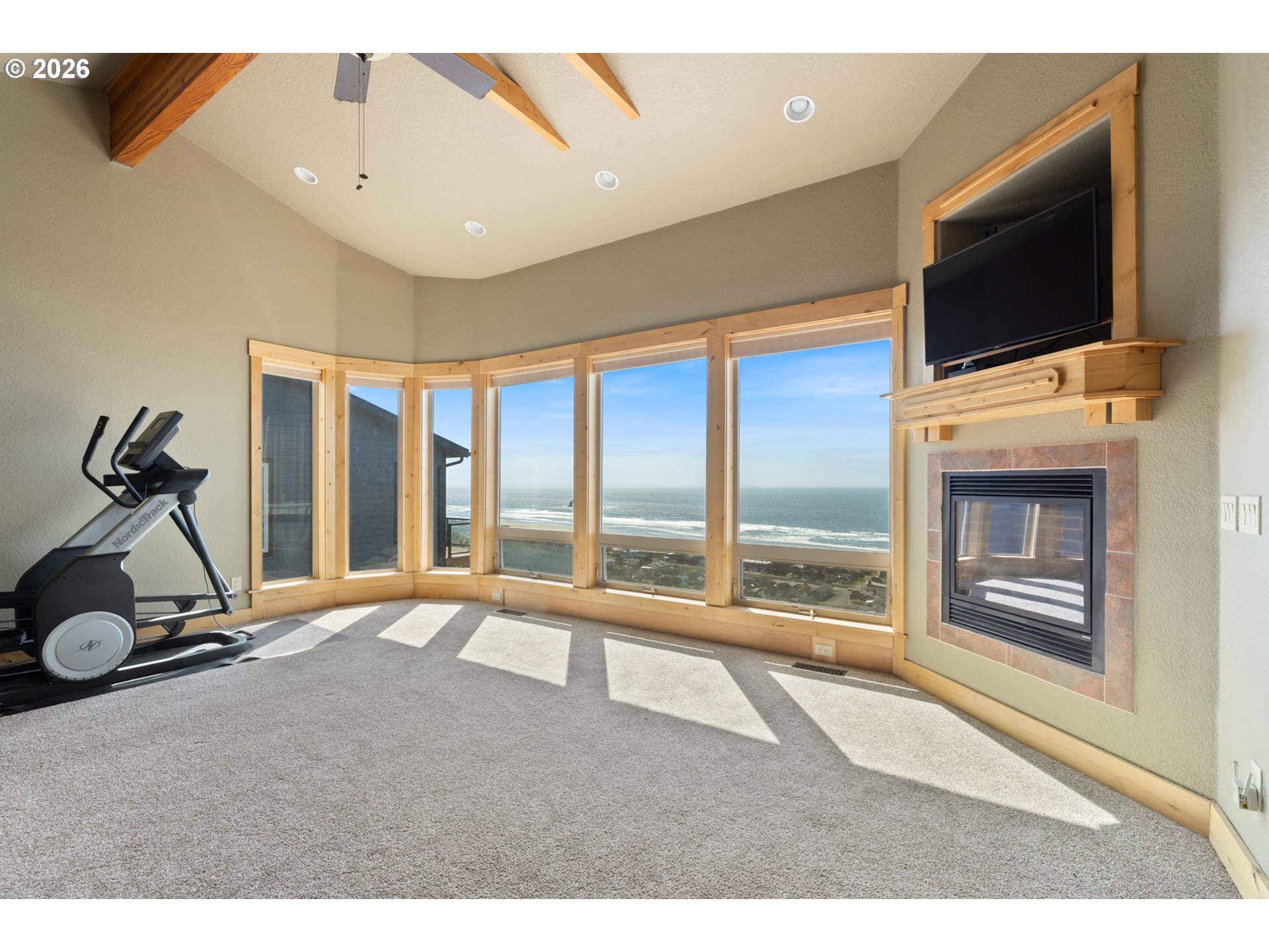 367 South Longview Loop Rockaway Beach, OR 97136 - Photo 26 of 48 a view of a room with gym equipment