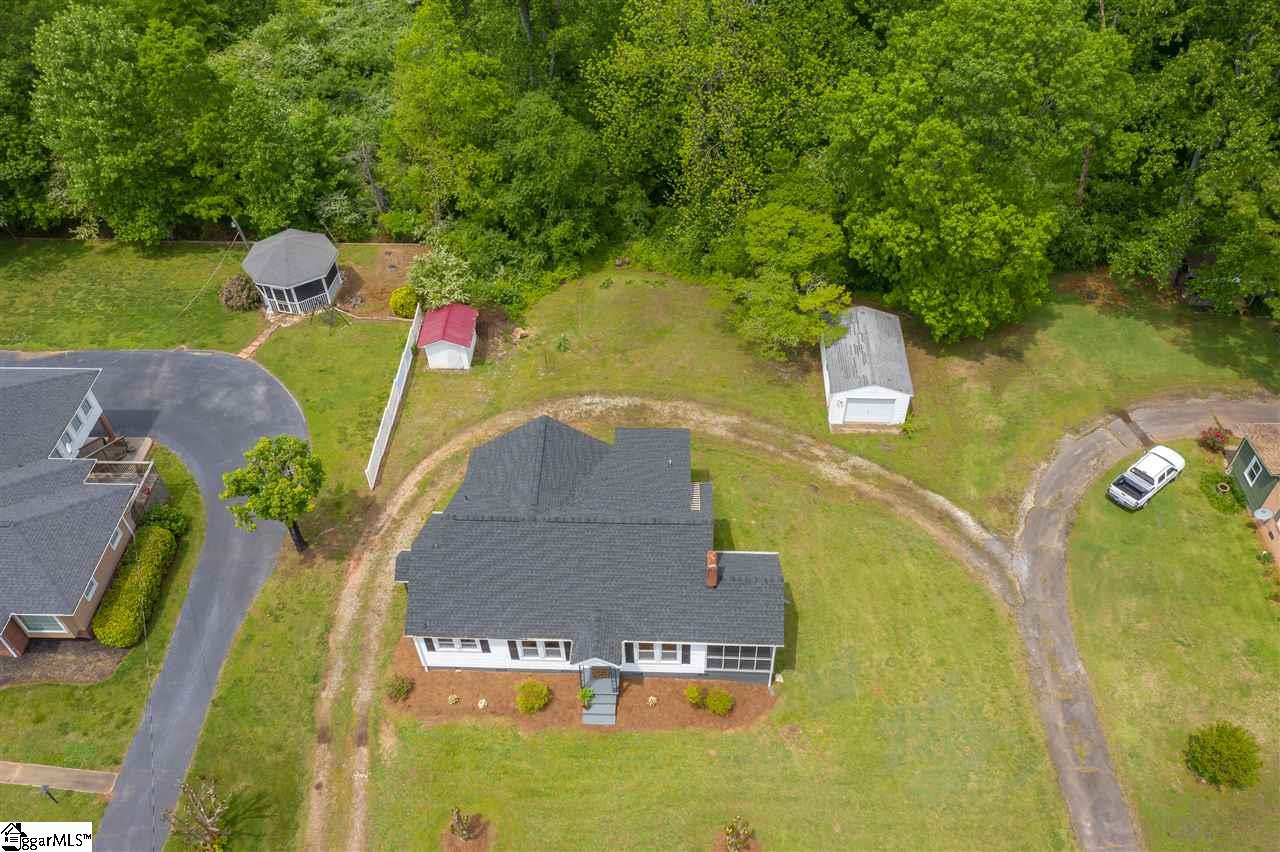 137 Tigerville Road Travelers Rest, SC 29690 - Photo 3 of 28 Gallery Image 3