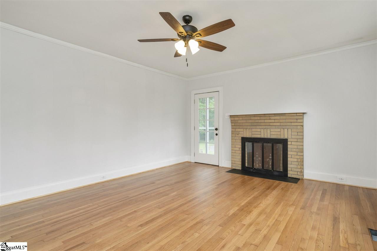 137 Tigerville Road Travelers Rest, SC 29690 - Photo 5 of 28 Gallery Image 5
