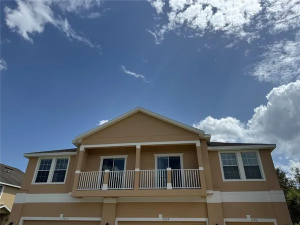 $2,095 | 10716 Dawson Lily Way, Unit 39A, Orlando, FL 32832