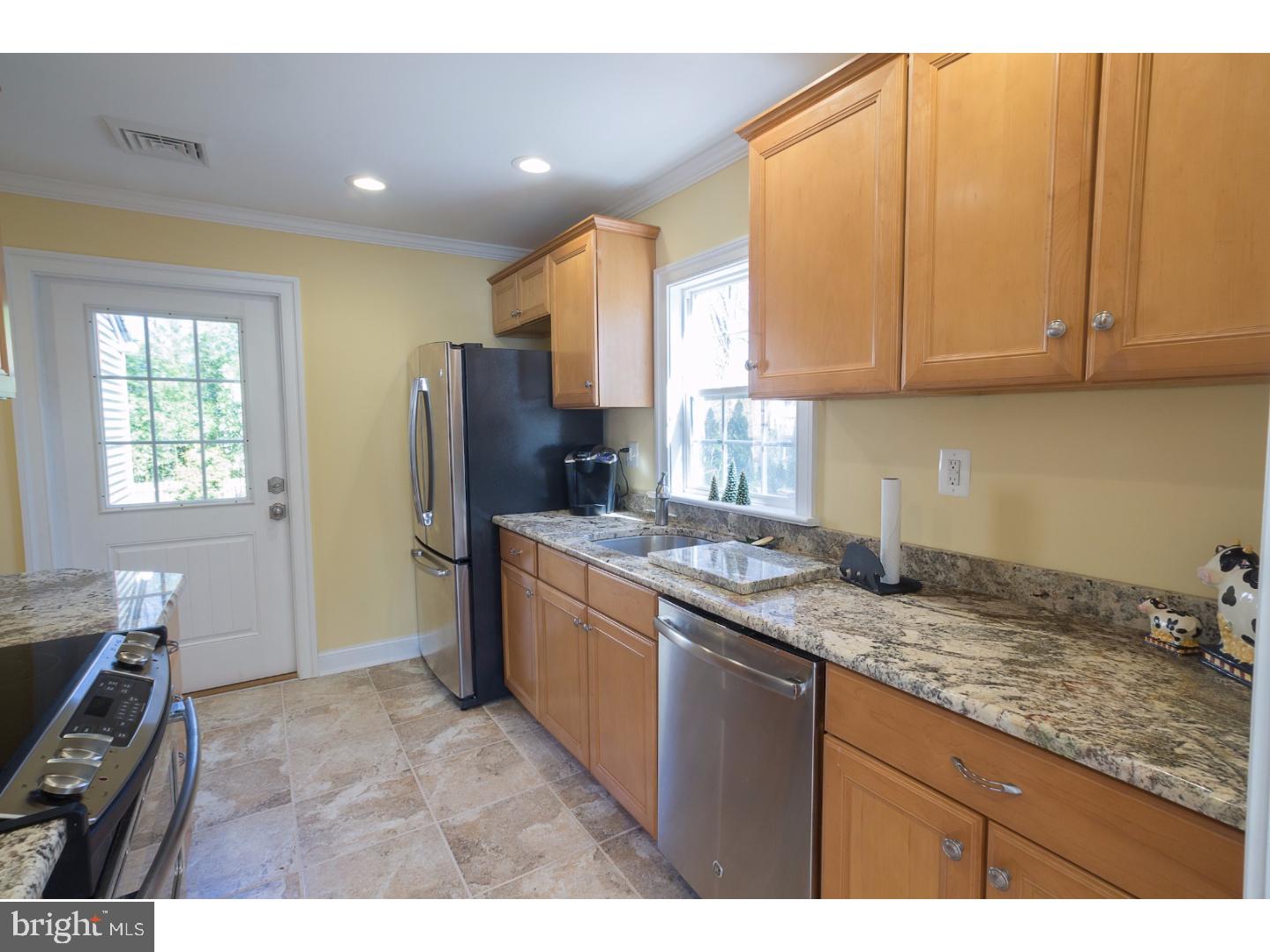 107 Lynbrook Road Paoli, PA 19301 - Photo 9 of 25