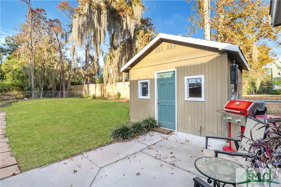 910 Mims Street Savannah, GA 31410 - Photo 15 of 36 Laundry Room