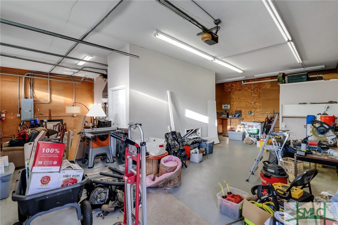 910 Mims Street Savannah, GA 31410 - Photo 31 of 36 Garage & Workshop