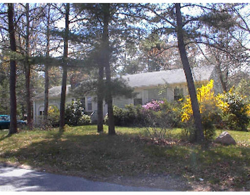 9 Robinwood Road Wareham, MA 02532 - Photo 1 of 1