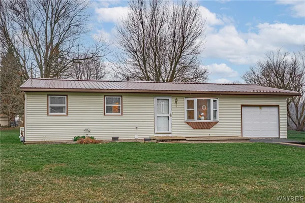 $195,200 | 9 Manor Lane, Royalton, NY 14105