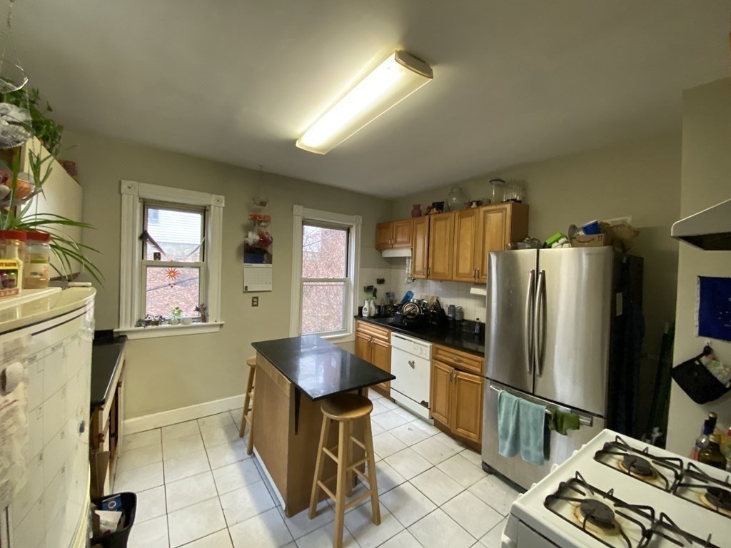 58 Atherton Road, Unit 2 Brookline, MA 02446 - Photo 7 of 20
